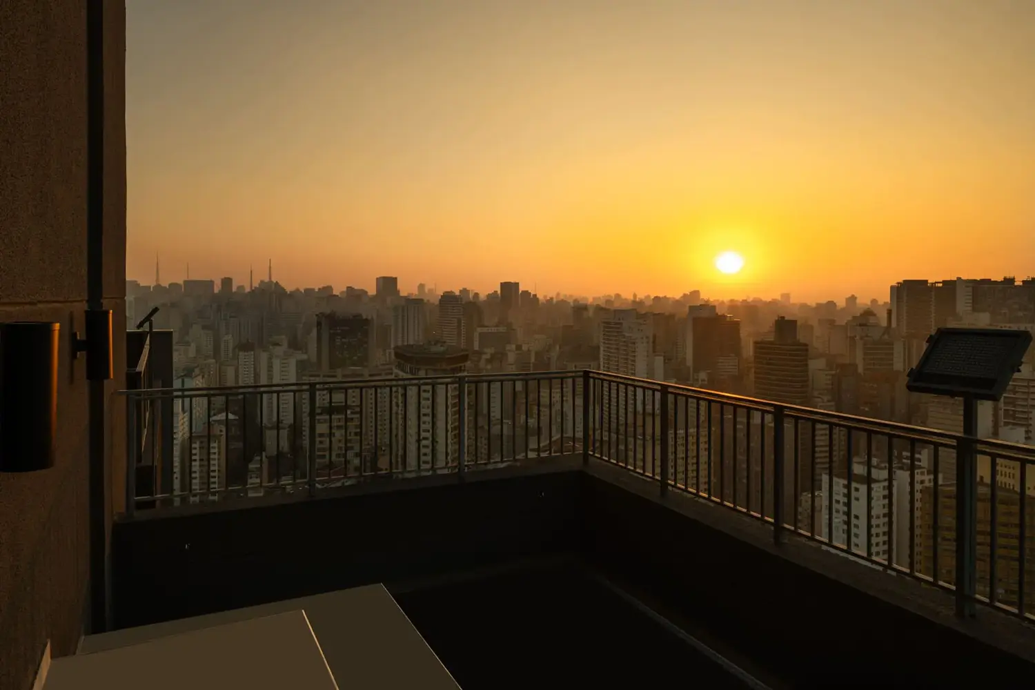 TBV rooftop por do sol